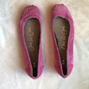 TOMS pink Suede Ballet flat shoes